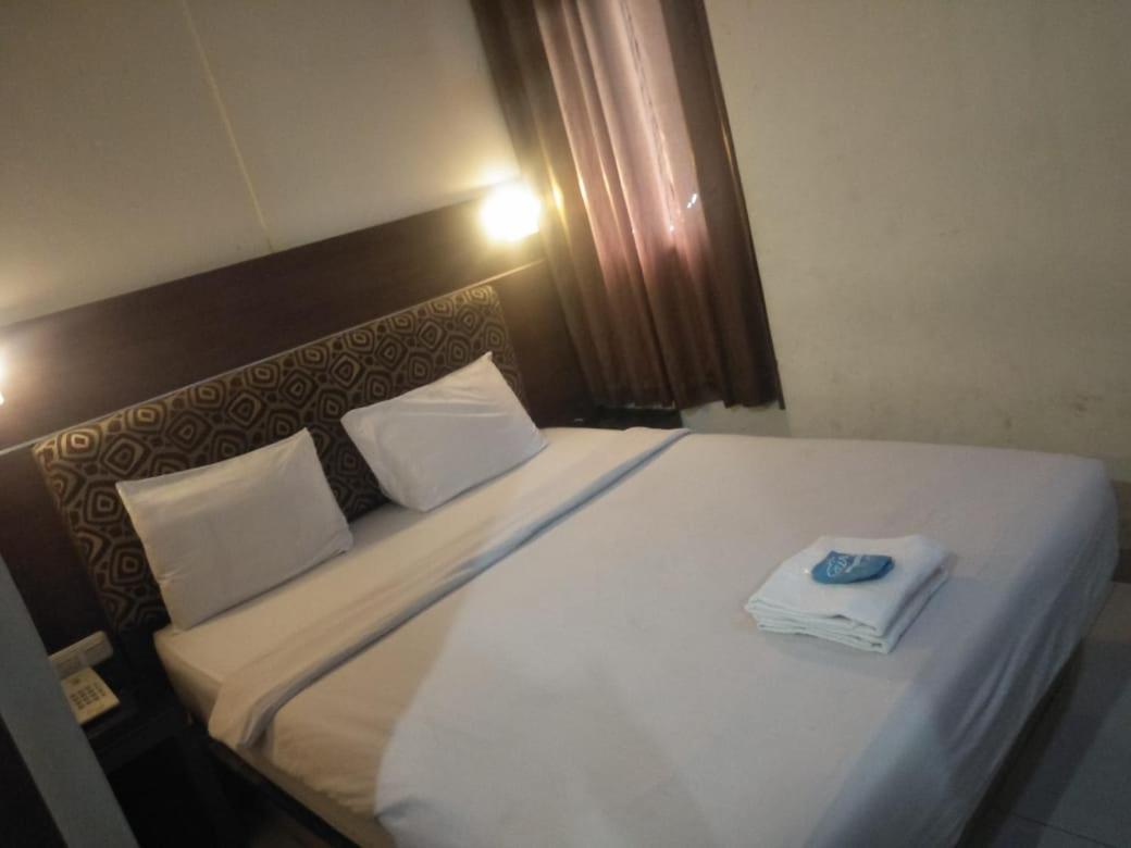 Penthouse Hotel Jakarta Bagian luar foto